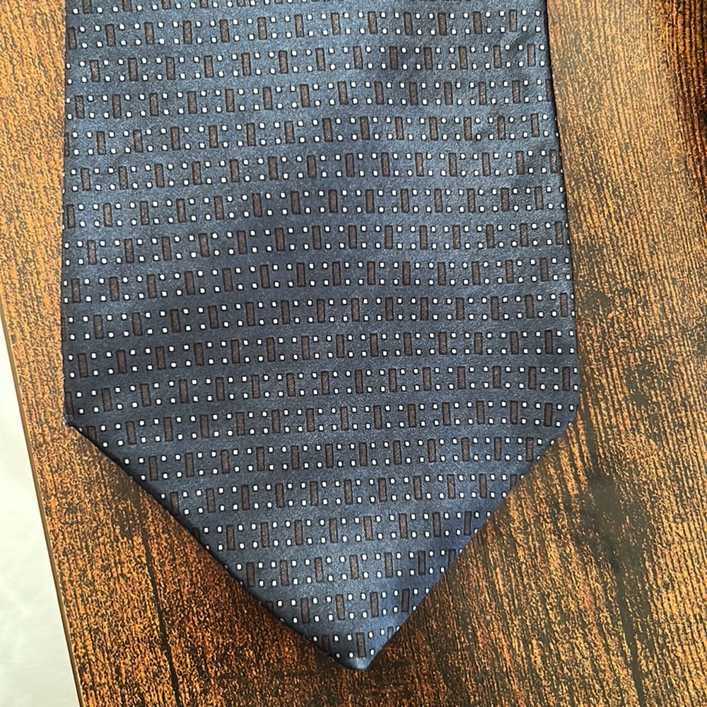 Perry Ellis Portfolio necktie